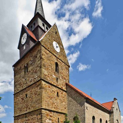 Bild vergrößern: Mariä Himmelfahrtkirche Söhre